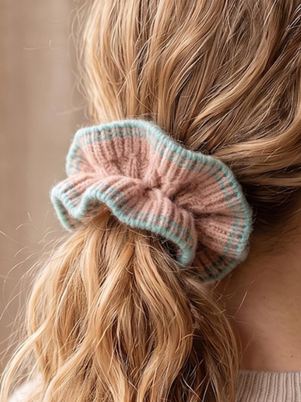 Knit Ribbed Ruffle Hair Scrunchie - Picture 3 of 6